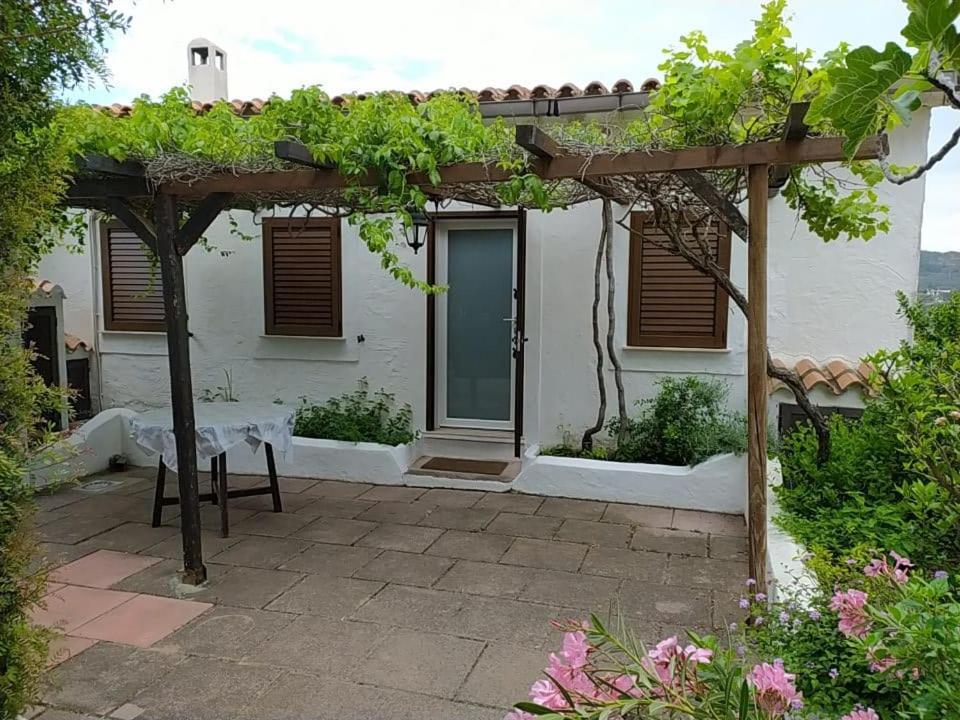Capo Blu - Santa Margherita Di Pula Villa Exterior foto